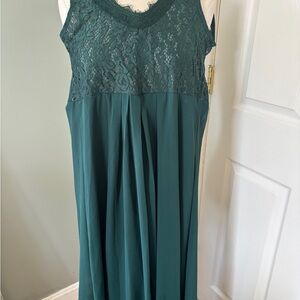 Lace-Trim Forest Green Women's Nightgown